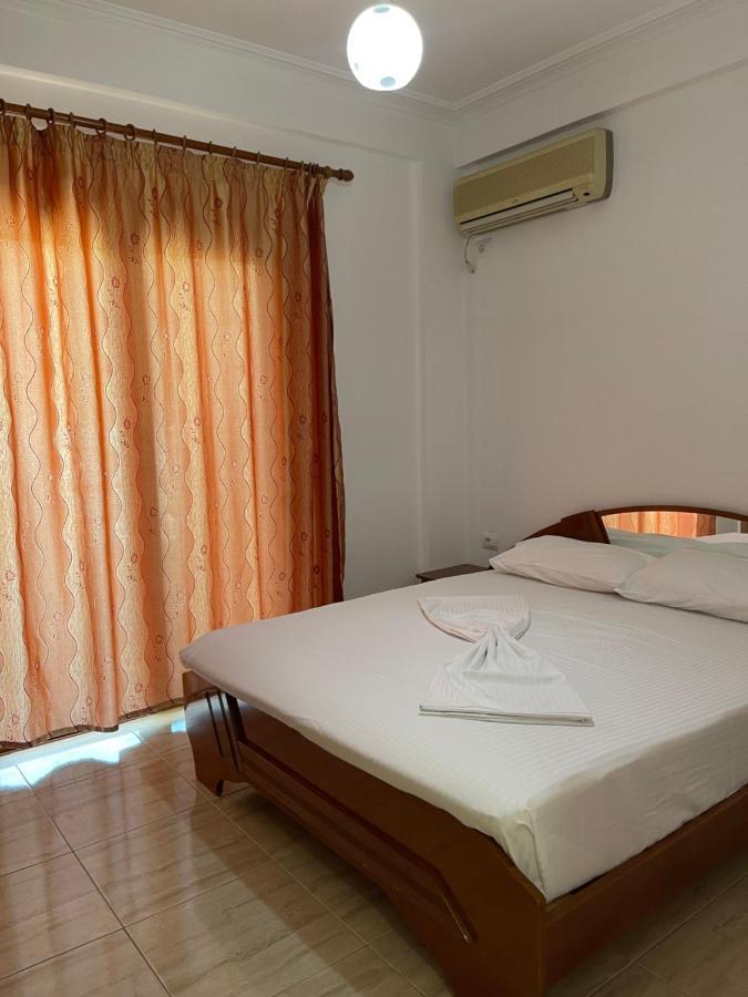 Sun And Sea Apartment Saranda Exteriér fotografie