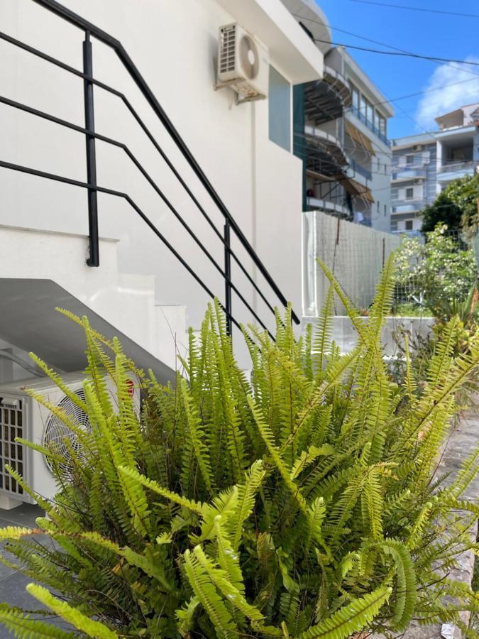 Sun And Sea Apartment Saranda Exteriér fotografie